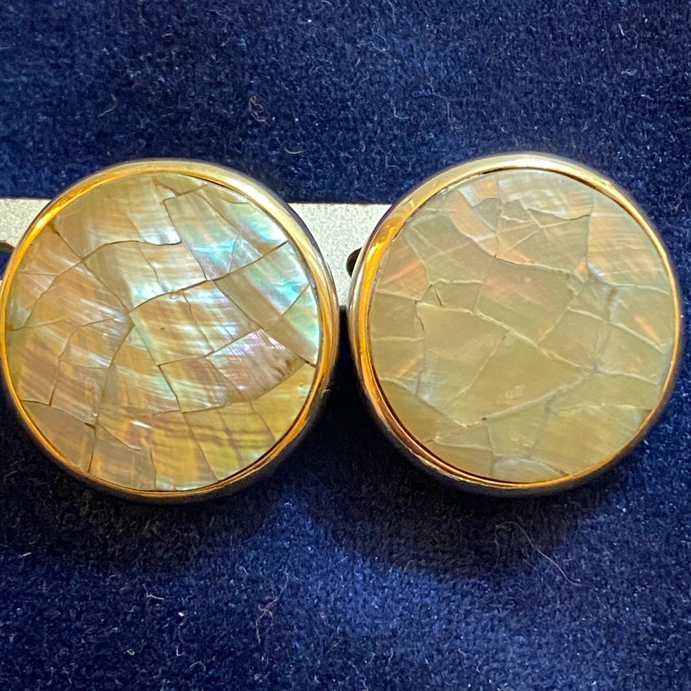HOBE signed mother of pearl earrings clip on style. 1960s.